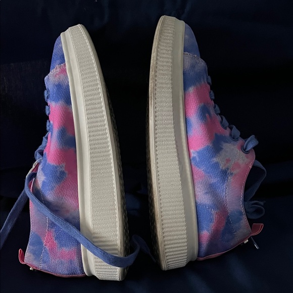 BP Vibrant Blue and Pink Sneakers - Picture 4 of 5